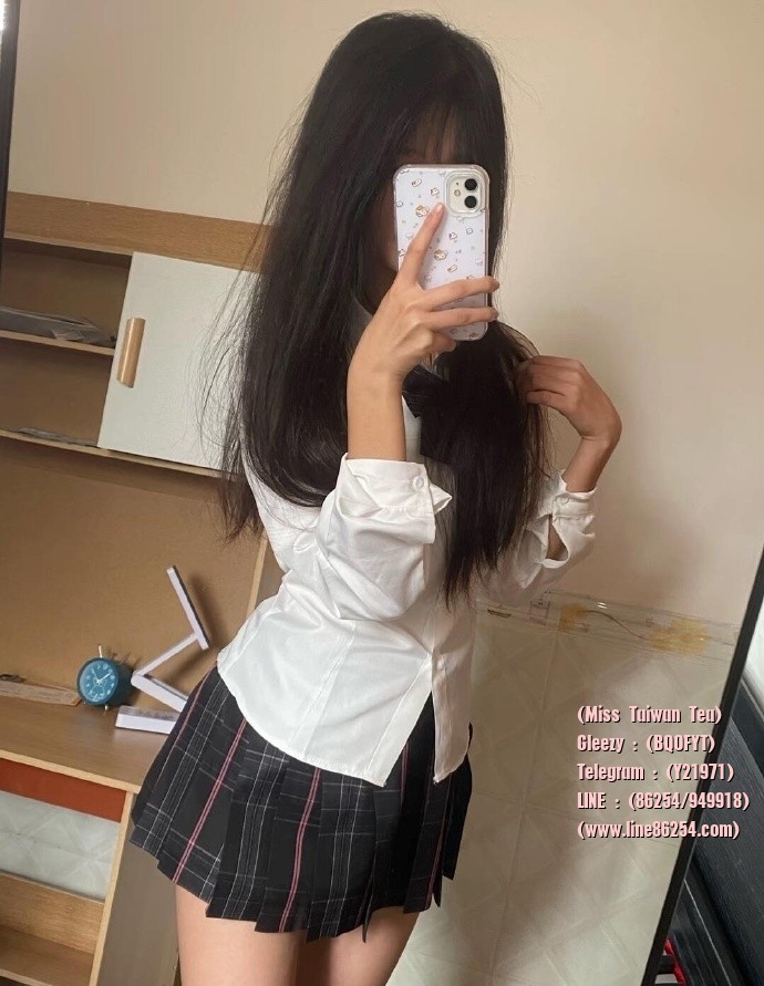 00865nYAgy1hzrc7bcnhej30u014079a.jpg