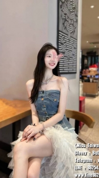 迷媚 168.45.C.22歲  迷媚屬於很有氣質愛笑的女生   在面試的時候 性格很好相處 聲音