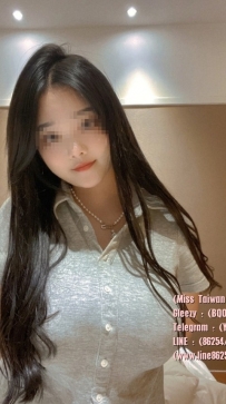 報班時間：#下午14點-晚上0點    🍑依依 160.50.G奶.23歲  #年輕可配合無套的重服務