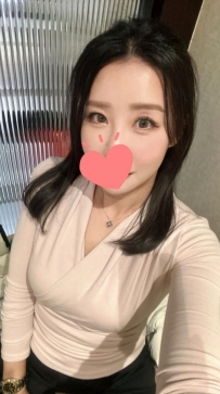 ❤️名字：鈴木麗華 💋年紀：28歲 🌱身高：162cm ⭐️體重：48kg 👙胸部：Dcup 🇯🇵產