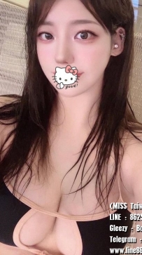 瑋瑋  162cm 34D-20歲  大奶正妹 喜歡自拍分享  很愛玩 為了找尋刺激 能滿足她的哥哥
