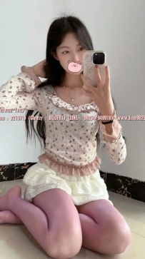 筱姍 162cm D奶 45kg 25歲  5000  舌吻 舔鮑 69 吹舔功夫一級棒做愛時很主動 床上很會