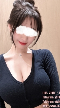裴娜 170 F奶 50kg 23歲 某高級會所天菜櫃台接待小姐姐 給人一眼發亮的氣質外貌氣質正