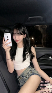 巧巧 23歲 160cm.C奶 唯一小缺點就是胸部有點小C奶 這個妹妹很乖 很會配合 只是經驗次