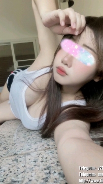 圓圓 160 48kg  Ecup 25歲 服務地區：臺北：7000  #無套做 介紹：胸部非常的柔軟 服務