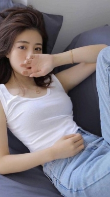 辛迪161.46.B.18歲 主動挑逗技術頗優，貼心的小美眉， 相處很輕鬆不會冷場 身材很不錯
