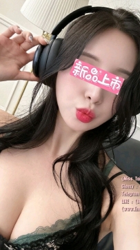 #淫蕩 #麻豆 #短期兼職  璇璇 166 D 46  24歲  #台中  10k  很騷服務主動 健談很會挑