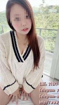 #高雄地區已婚少婦私兼 名字：花楹【價格超親民 3500 】 身材:160cm/大E奶/26歲 特點