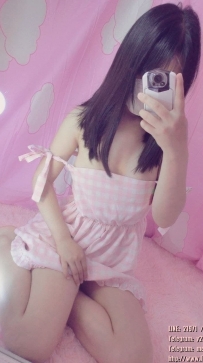 綺綺 157cm 45kg C+奶 20歲    #清純氣質美貌,溫柔嗲嗲嬌喘叫床聲 奶的弧度好吸睛, #