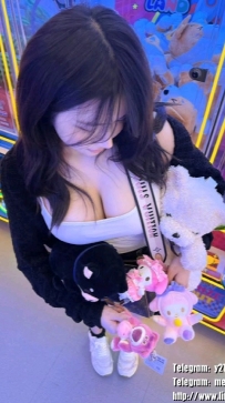 小諾   158  20y   Dcup  45kg   身材嬌小可愛 可以無套做S哦 床上插 浴室插 桌子上插