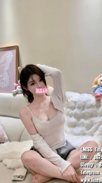 芬芳 166.C.46.22歲  火辣性感的酒促小姐姐，酒促標配  大長腿，最棒的身體曲線，喜歡