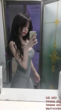 路兒 154cm 40kg C+ 20歲  個性可愛呆萌  精緻五官 清純氣質 皮膚水嫩白皙  青澀敏感